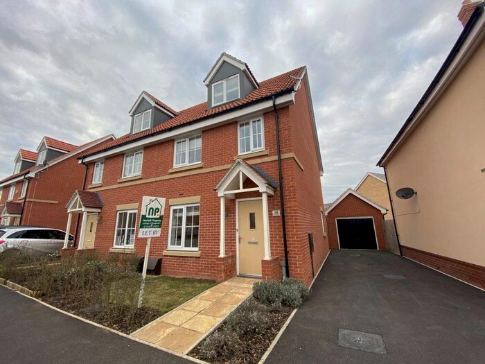 3 Bedroom Semi-Detached House To Rent In Swallow Drive, Wymondham, NR18