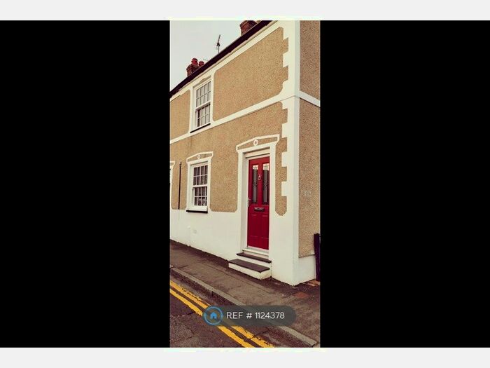 3 Bedroom End Of Terrace House To Rent In Rosemary Lane, Conwy LL32