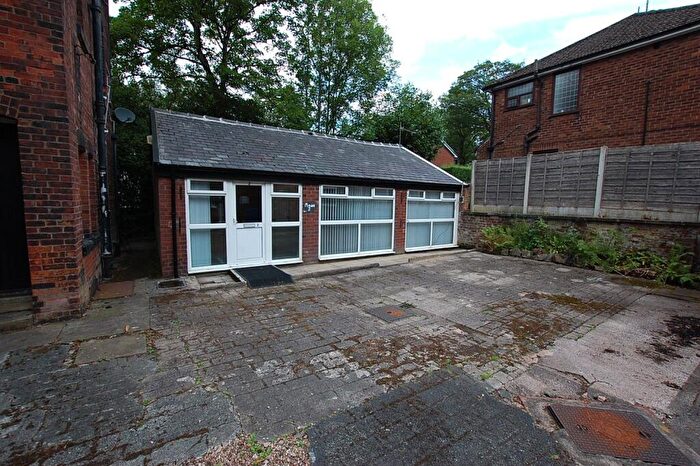 1 Bedroom Detached House To Rent In Astley Road, Stalybridge, Greater Manchester, SK15