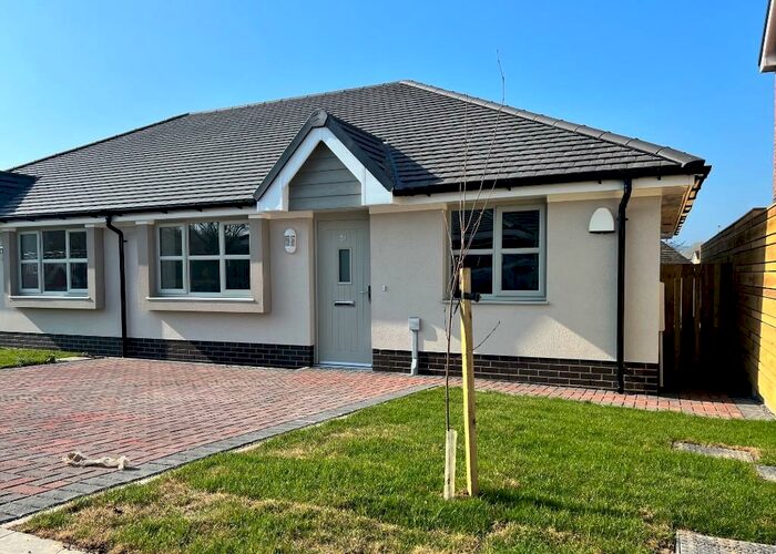 2 Bedroom Semi-Detached Bungalow To Rent In Parc Pentywyn, Llandudno Junction, Conwy, LL31