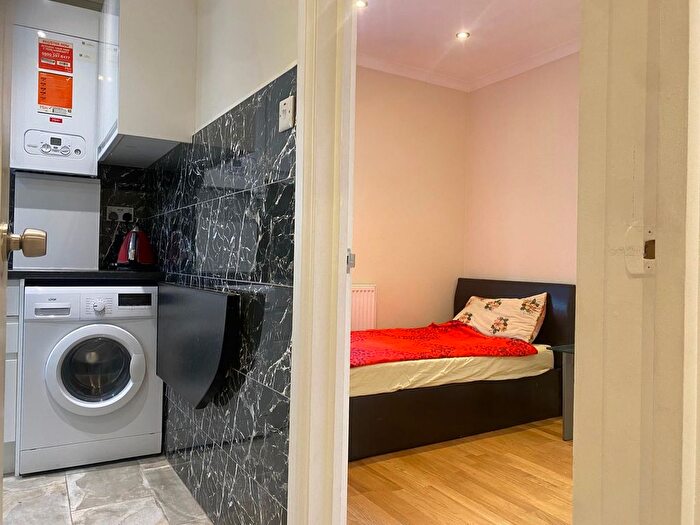 1 Bedroom Flat To Rent In Uxbridge Road, London, W7