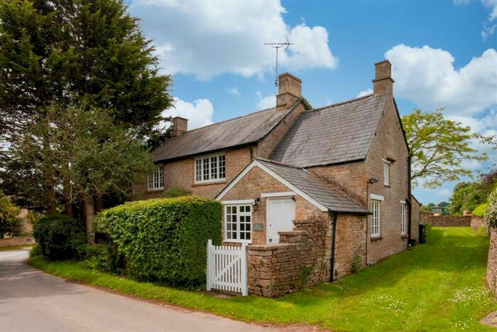 3 Bedroom Cottage For Sale In Upper Milton, Nr Milton-Under-Wychwood, OX7