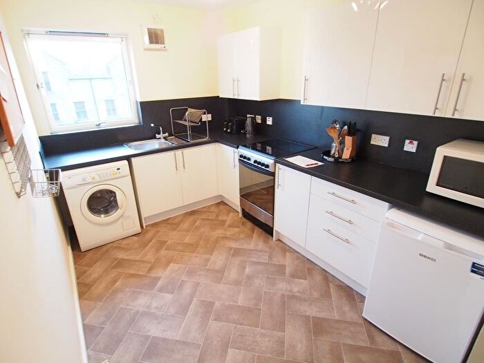 2 Bedroom Flat To Rent In Virginia Street, Aberdeen, AB11