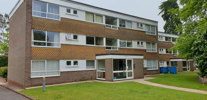 2 Bedroom Flat To Rent In St. Bernards Road, Solihull, B92