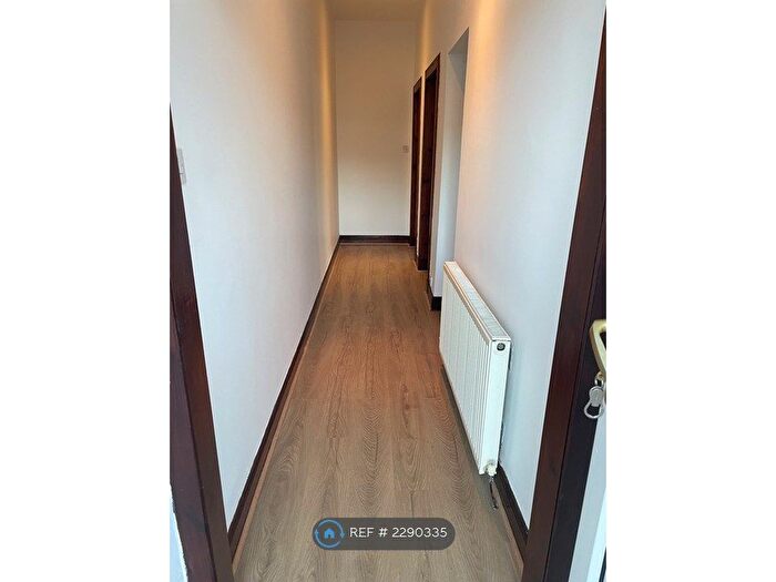 2 Bedroom Flat To Rent In Victoria Terrace, Markinch, Glenrothes, KY7