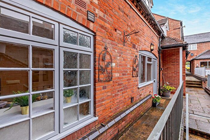 2 Bedroom Terraced House For Sale In The Knibbs, Smith Street, Warwick, CV34