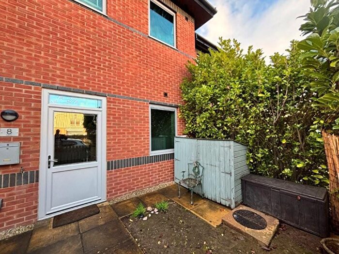 1 Bedroom Flat For Sale In Kettlestring Lane, York, YO30