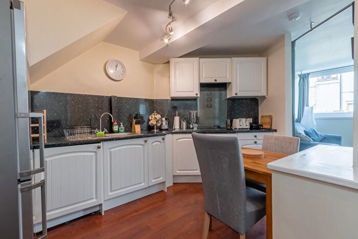 1 Bedroom Flat To Rent In Dean Bank Lane, Edinburgh, EH3