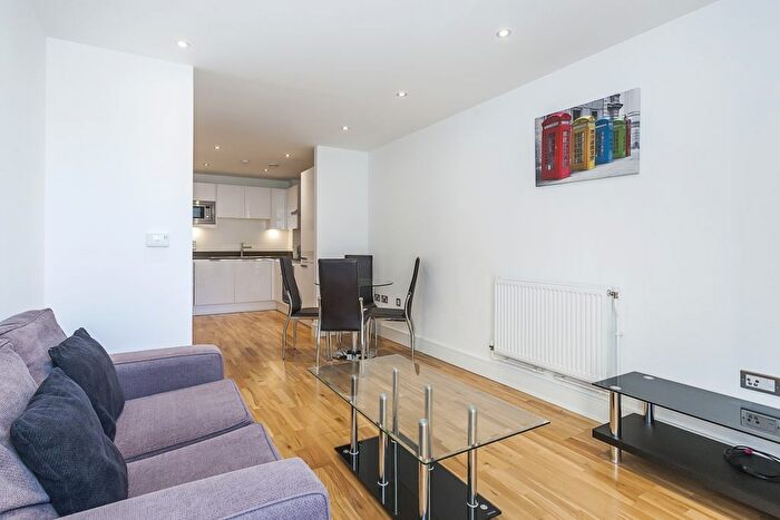 1 Bedroom Flat To Rent In Empire Reach, Greenwich, SE10