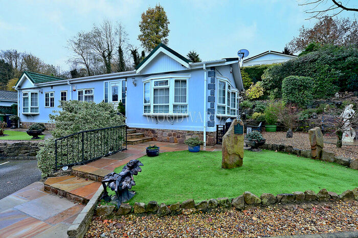 2 Bedroom Detached Bungalow For Sale In Cupola Park, Whatstandwell, DE4