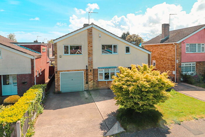 4 Bedroom Detached House For Sale In Conifer Close, Ormesby, NR29