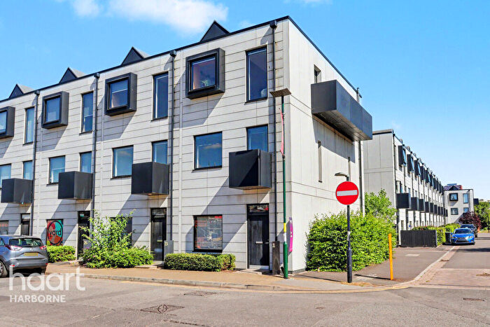 4 Bedroom End Of Terrace House For Sale In Rotton Park Street, Birmingham, B16