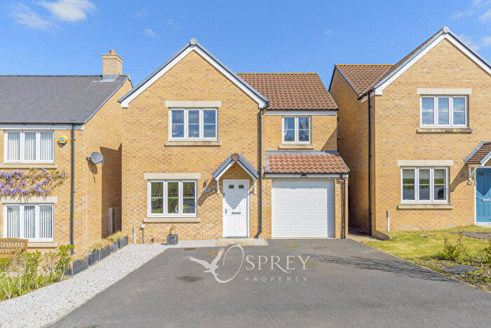 4 Bedroom Detached House For Sale In Yates Close, Weldon, Northamptonshire, NN17