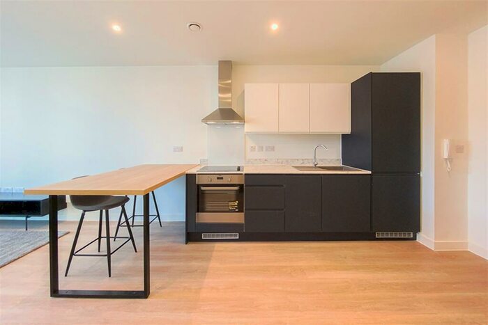 1 Bedroom Apartment To Rent In Exchange Point, M3