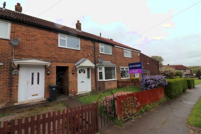 3 Bedroom Terraced House To Rent In Deepdale Road, Bolton, BL2