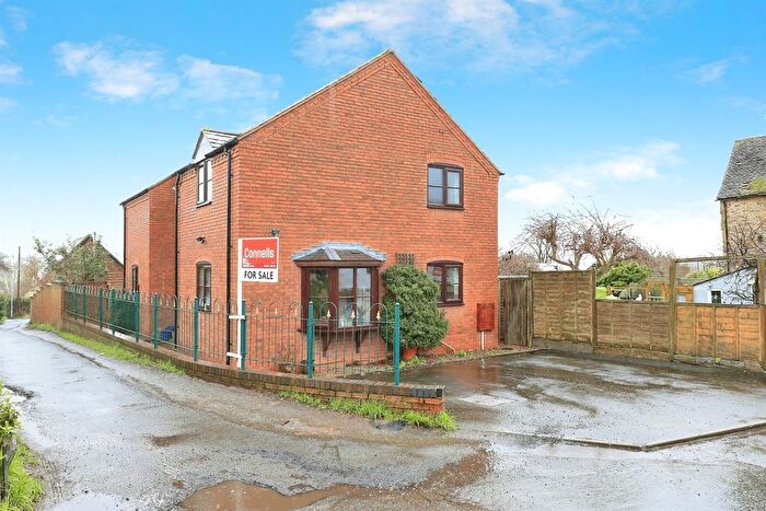 4 Bedroom Detached House For Sale In The Hurst, Cleobury Mortimer, Kidderminster, DY14