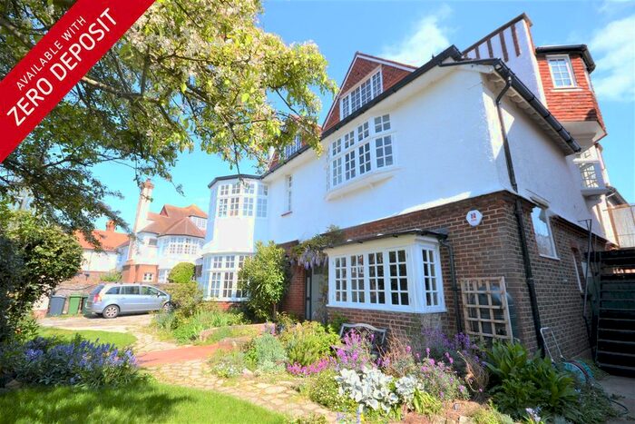 3 Bedroom Flat To Rent In Saffrons Road, Eastbourne, BN21