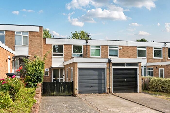 3 Bedroom Terraced House For Sale In Overbury Avenue, Beckenham, BR3