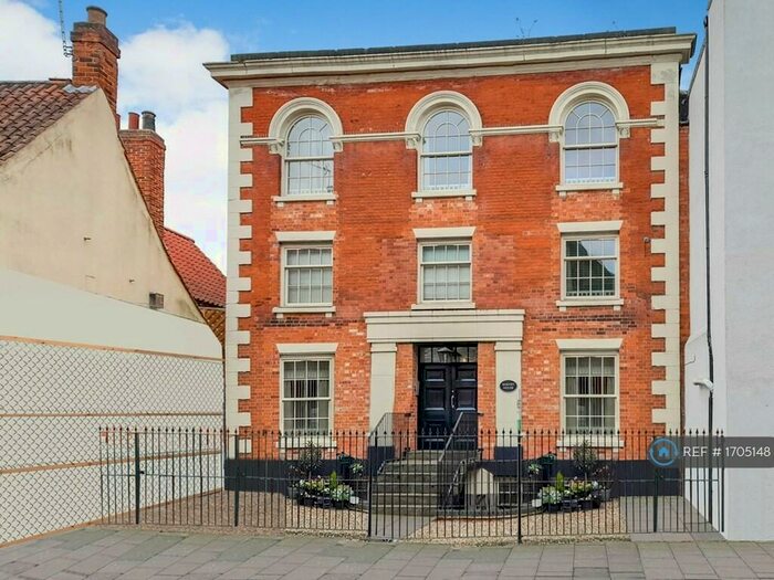 2 Bedroom Flat To Rent In Barnby House, Newark, NG24