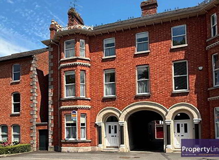 7 Bedroom Semi-Detached House For Sale In Hartford Place, Armagh, BT61