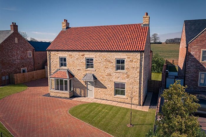 4 Bedroom Detached House For Sale In Kneeton Lane, Middleton Tyas, DL10