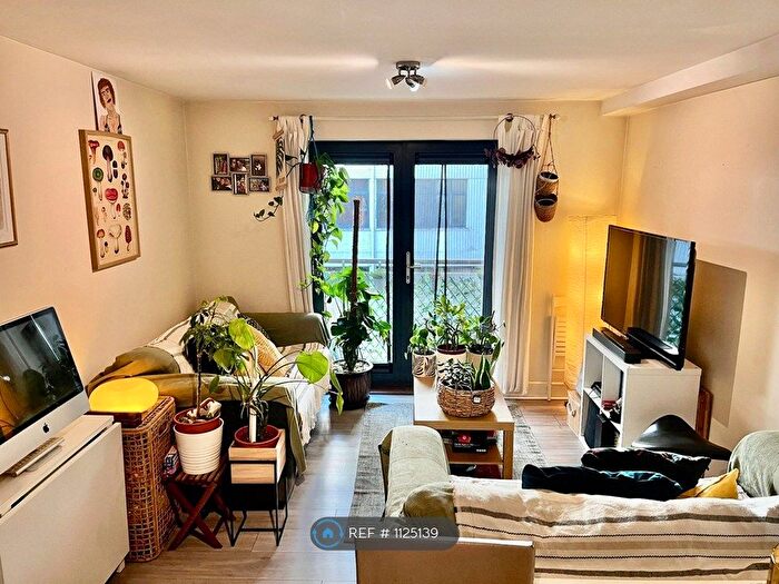 2 Bedroom Flat To Rent In Centro, Bristol, BS1