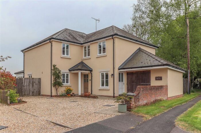 4 Bedroom Detached House For Sale In Romsey Road, Kings Somborne, Stockbridge, Hampshire, SO20