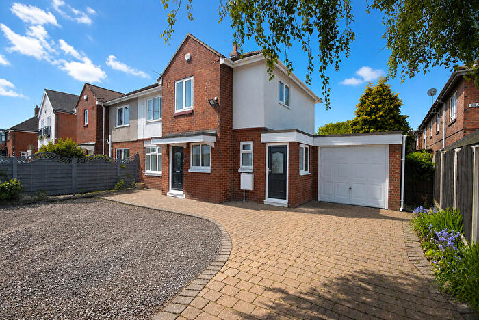 3 Bedroom Semi-Detached House For Sale In Clayton Lane, Thurnscoe, Rotherham, S63