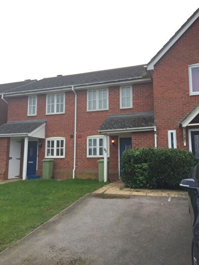 2 Bedroom Terraced House To Rent In Oriel Close, Bucks, MK12