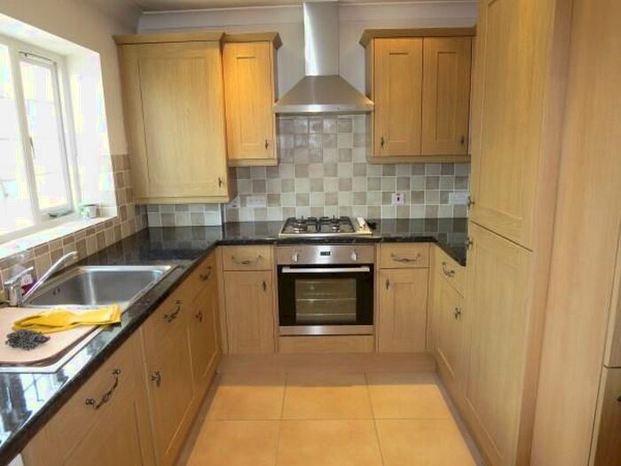 2 Bedroom Apartment To Rent In Slough Lane, London, NW9