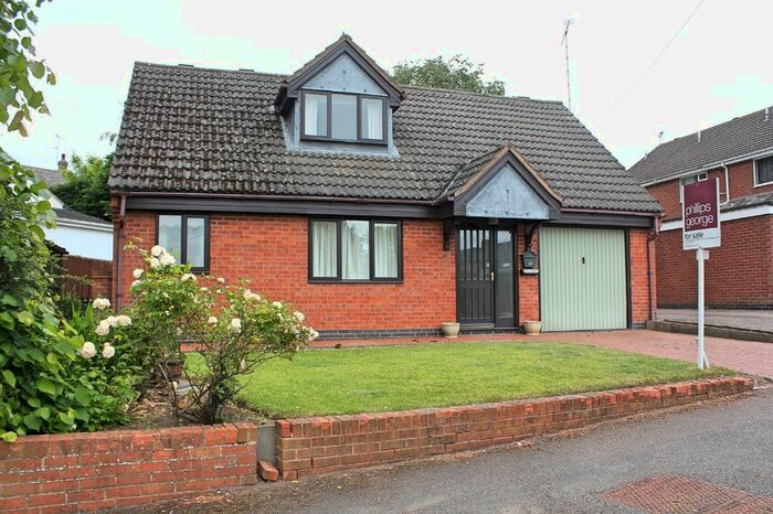 2 Bedroom Detached Bungalow For Sale In Chestnut Lane, Arnesby, Leicester, LE8