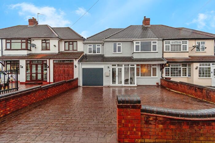 4 Bedroom Semi Detached House For Sale In Hornby Road, Goldthorn Park, Wolverhampton, WV4