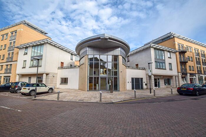 2 Bedroom Flat To Rent In Homerton Street, Cambridge, CB2