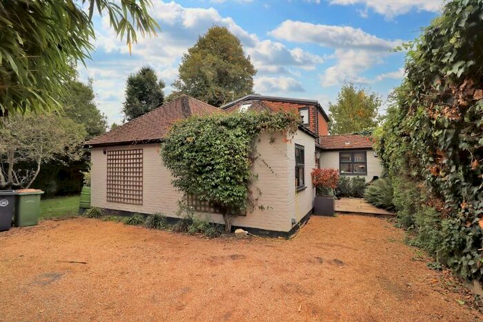 4 Bedroom Detached House To Rent In Burwood Park Road, Walton-On-Thames, Surrey, KT12