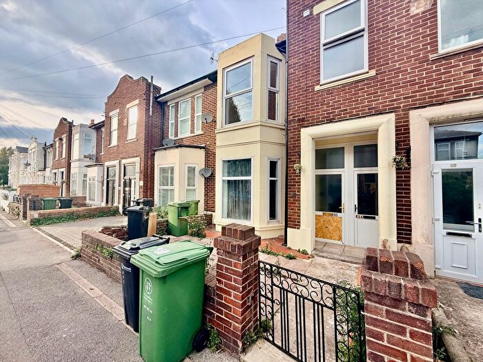 2 Bedroom Maisonette To Rent In Laburnum Grove, Portsmouth, PO2