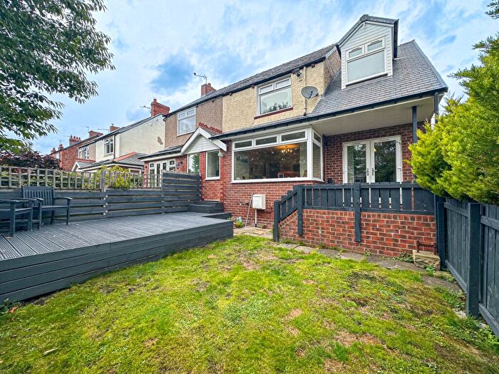 3 Bedroom Semi-Detached House For Sale In South Avenue, Whickham, Newcastle Upon Tyne, NE16