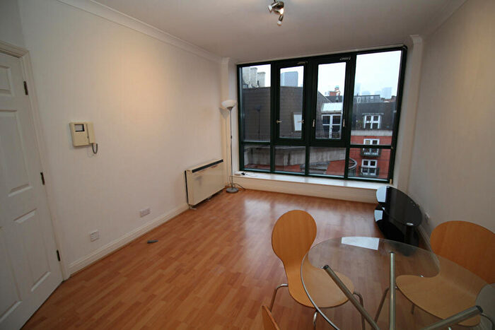 1 Bedroom Apartment To Rent In Velvet House, Sackville Street, Manchester, Greater Manchester, M1