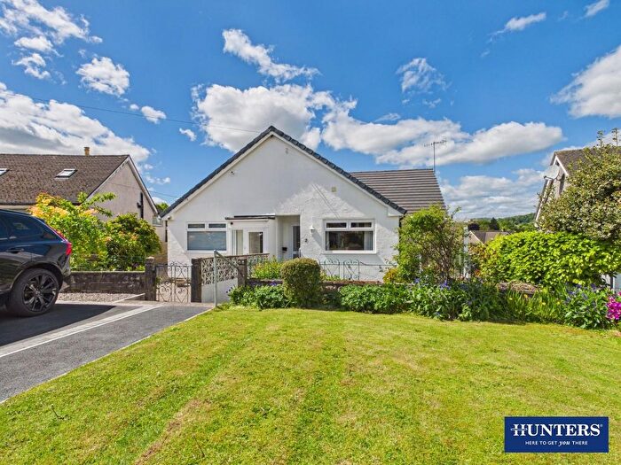 2 Bedroom Semi Detached Bungalow For Sale In Rowan Tree Crescent, Kendal, LA9