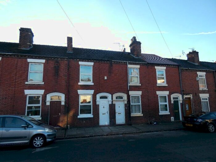 2 Bedroom Terraced House To Rent In Lyndhurst Street, Middleport, Stoke-On-Trent, ST6
