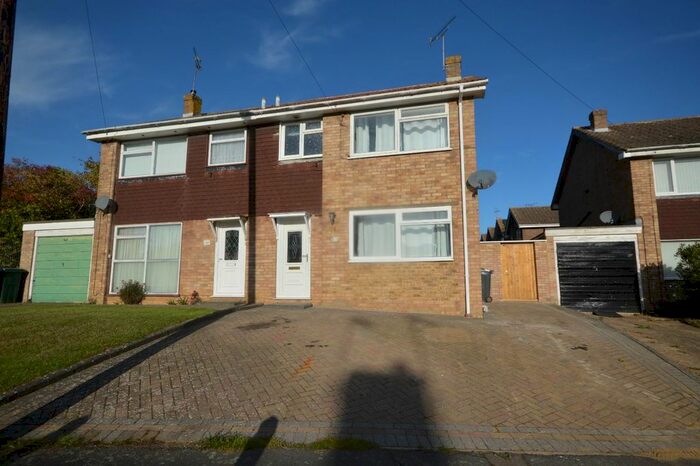 3 Bedroom Semi-Detached House To Rent In Quantock Drive, Ashford, TN24