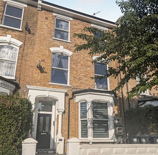 2 Bedroom Flat To Rent In Wilberforce Road, London, N4