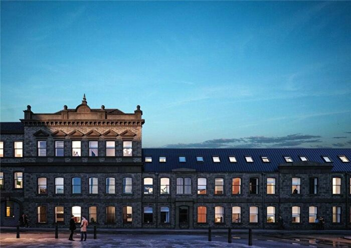 2 Bedroom Flat For Sale In Winterthur Lane, Dunfermline, KY12