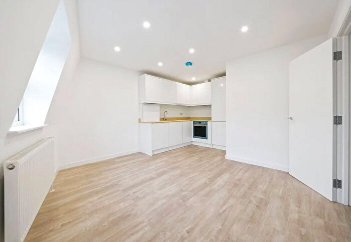 1 Bedroom Flat To Rent In Fortune Green Road, Finchley Road, London, NW6