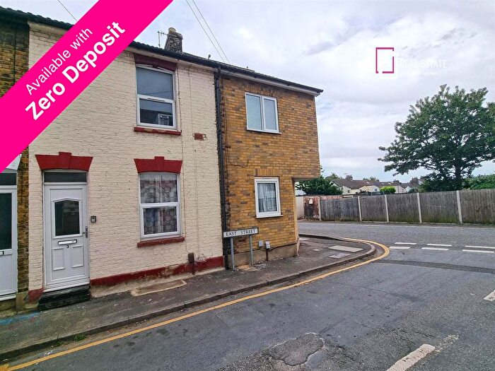 2 Bedroom Terraced House To Rent In East Street, Gillingham, ME7