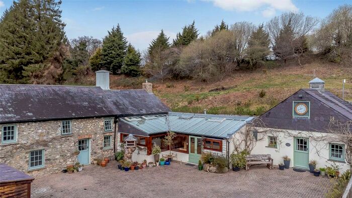 4 Bedroom Link Detached House For Sale In Porthyrhyd, Nr Llandovery, Carmarthenshire, SA19