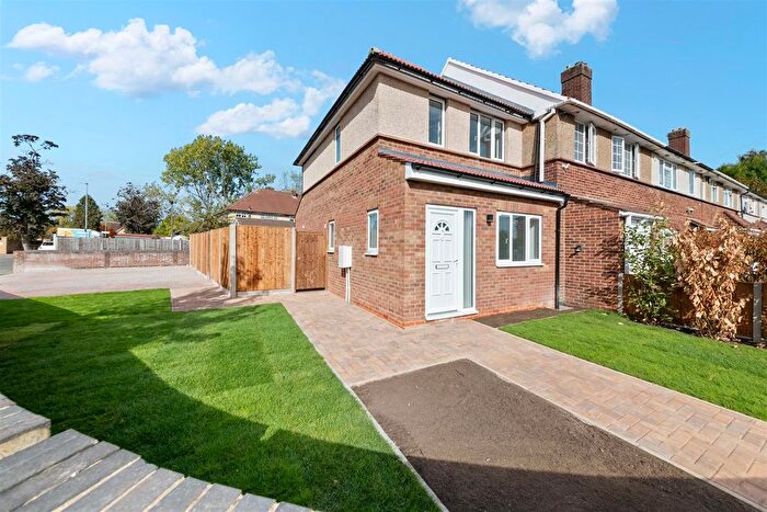 2 Bedroom Semi Detached House For Sale In Hayman Crescent, Hayes, UB4