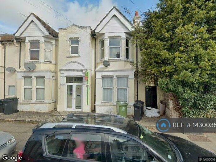 1 Bedroom Flat To Rent In Hewett Road, Portsmouth, PO2