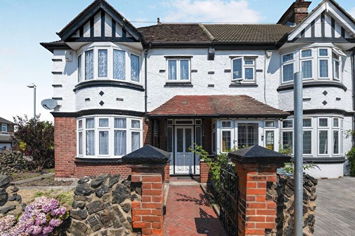 4 Bedroom Semi-Detached House To Rent In Grange Road, Gravesend, DA11