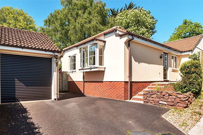 3 Bedroom Detached Bungalow For Sale In Southfield Drive, Crediton, Devon, EX17