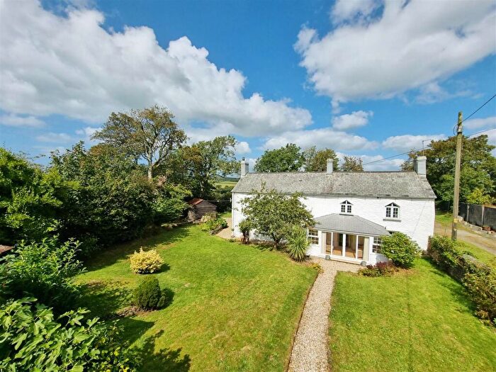 5 Bedroom Cottage For Sale In Canworthy Water, Launceston, PL15